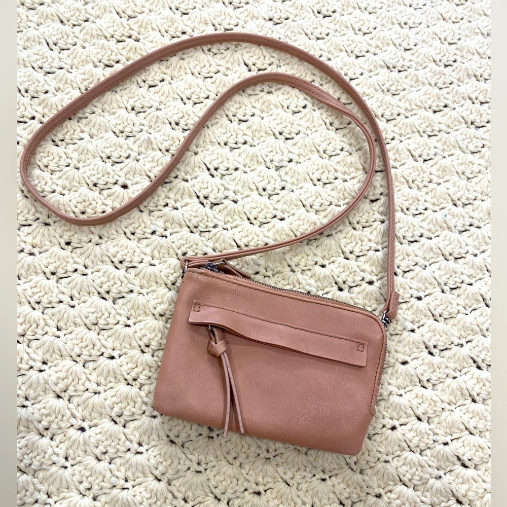 Small Universal Thread wallet purse